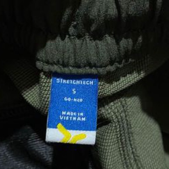 Men’s Small Army Green Stretchtech Shorts Super Nice Great Material - Picture 10 of 17